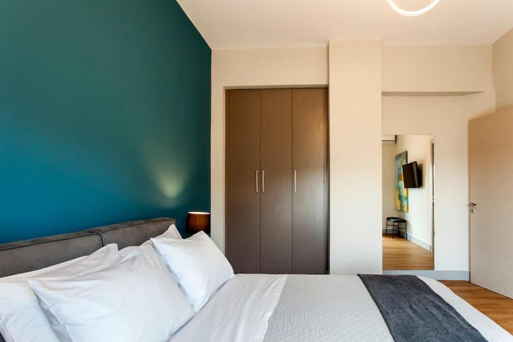 Minimal Loft Art With Sea View Over Heraklion Harbour Экстерьер фото